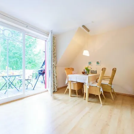 Arielle Nr 6 - Fuer Schoenste Zeit Des Jahres - * Zingst